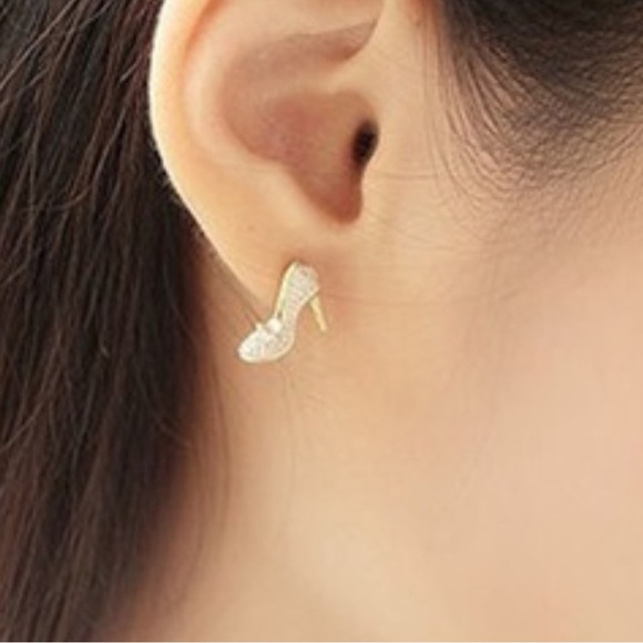 ❤️ White & Gold Purse High Heel Show Fun Earrings - Picture 2 of 3